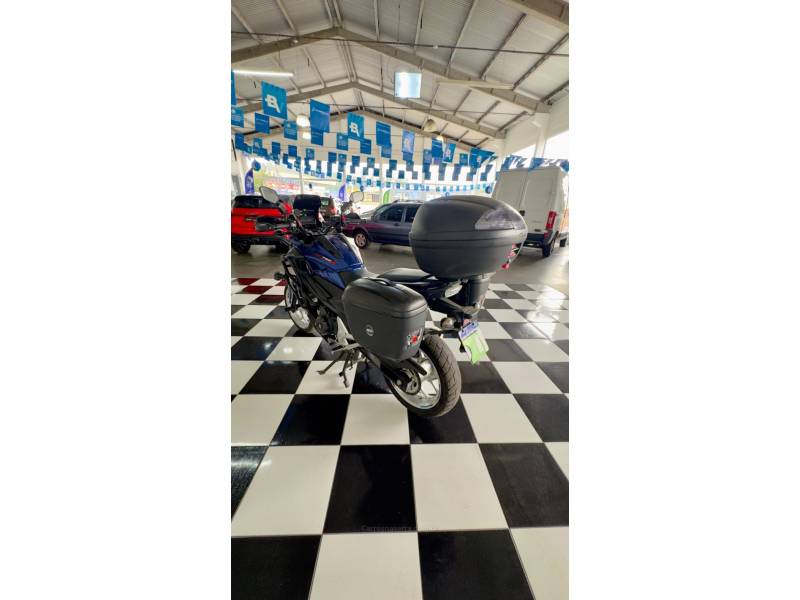 HONDA - NC 750X - 2021/2021 - Azul - R$ 49.900,00