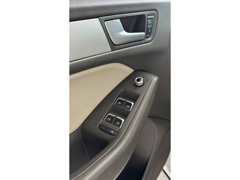 AUDI - Q5 - 2014/2014 - Branca - R$ 102.900,00