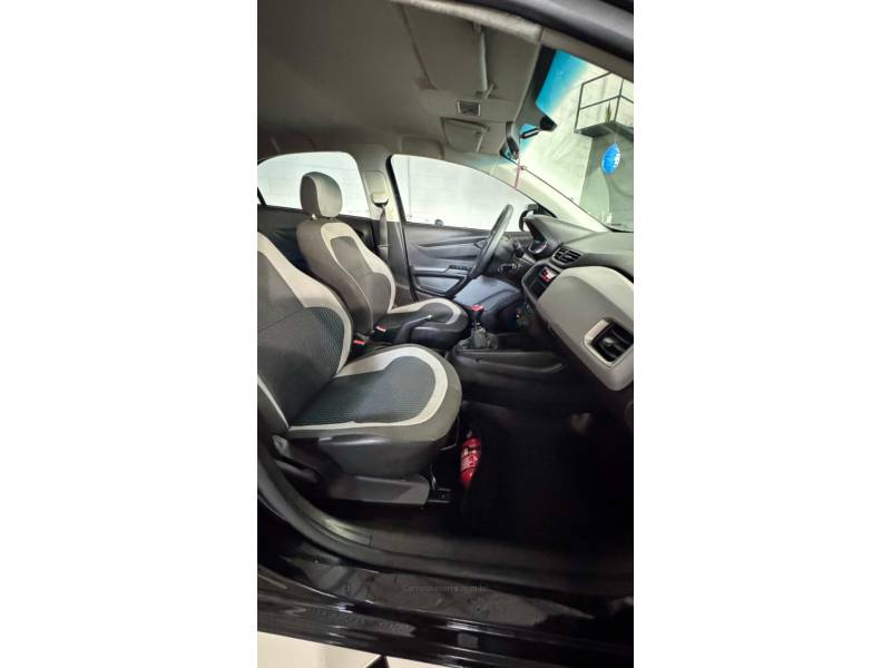 CHEVROLET - ONIX - 2016/2016 - Preta - Sob Consulta