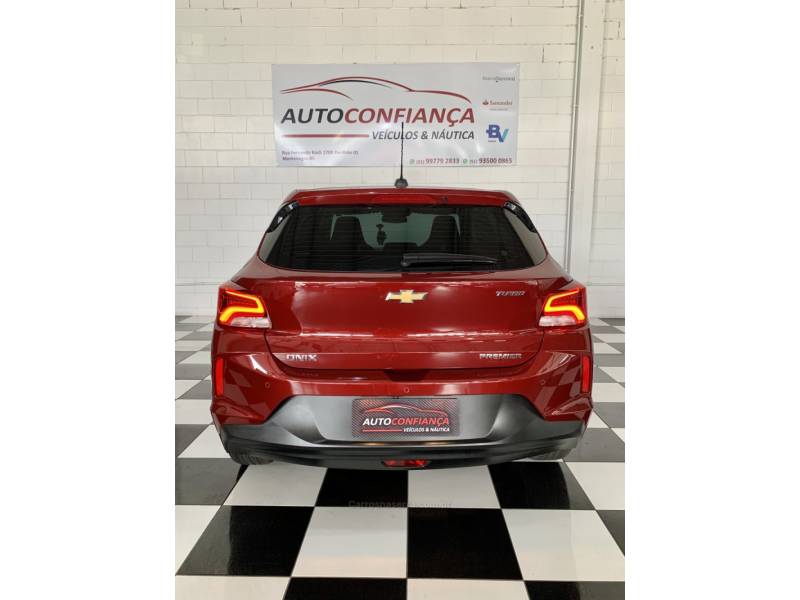 CHEVROLET - ONIX - 2020/2020 - Vermelha - R$ 78.900,00