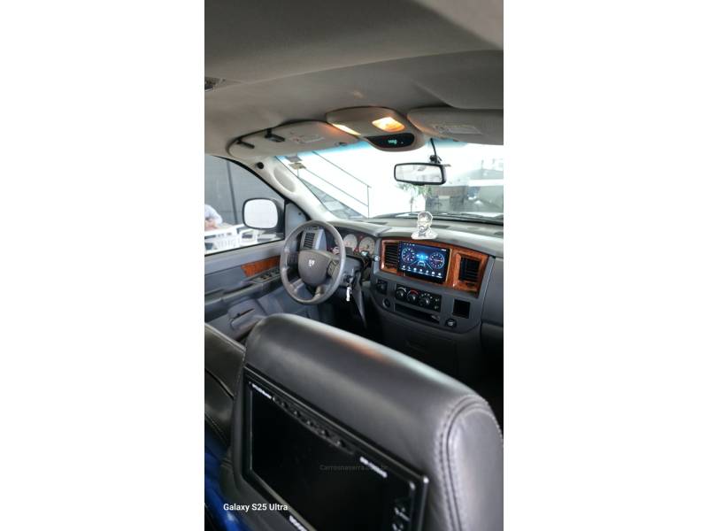 DODGE - RAM - 2006/2006 - Preta - R$ 169.900,00