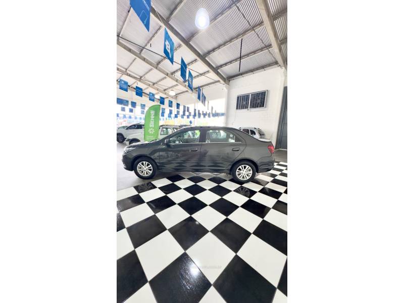 CHEVROLET - COBALT - 2018/2019 - Cinza - R$ 59.900,00