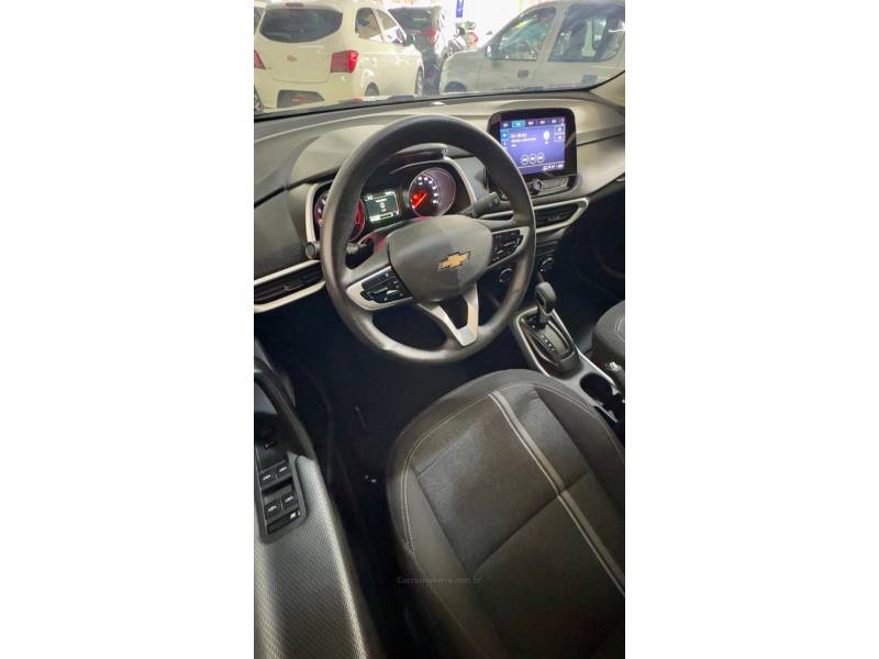 CHEVROLET - TRACKER - 2022/2022 - Preta - R$ 99.201,00