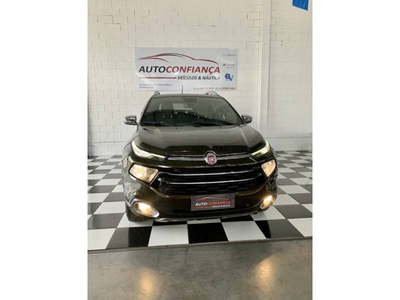 FIAT - TORO - 2018/2019 - Cinza - R$ 115.900,00