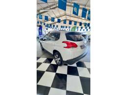 PEUGEOT - 2008 - 2015/2016 - Branca - R$ 59.900,00