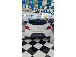 CHEVROLET - ONIX - 2019/2019 - Branca - R$ 64.900,00