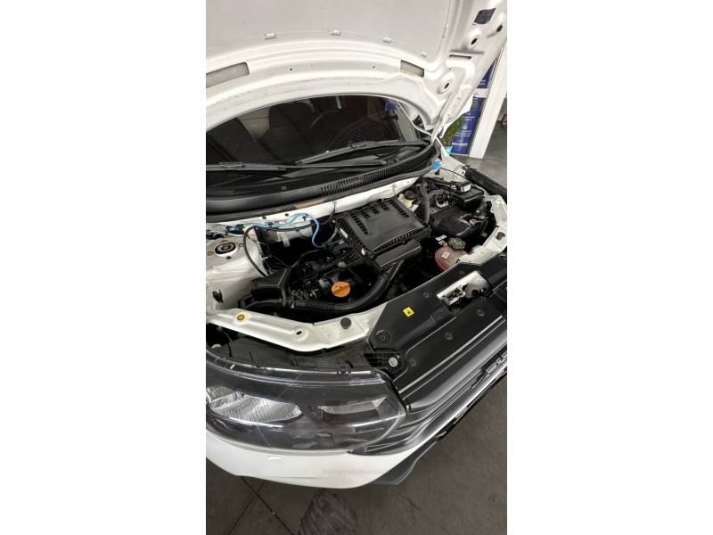 FIAT - STRADA - 2022/2022 - Branca - R$ 79.900,00