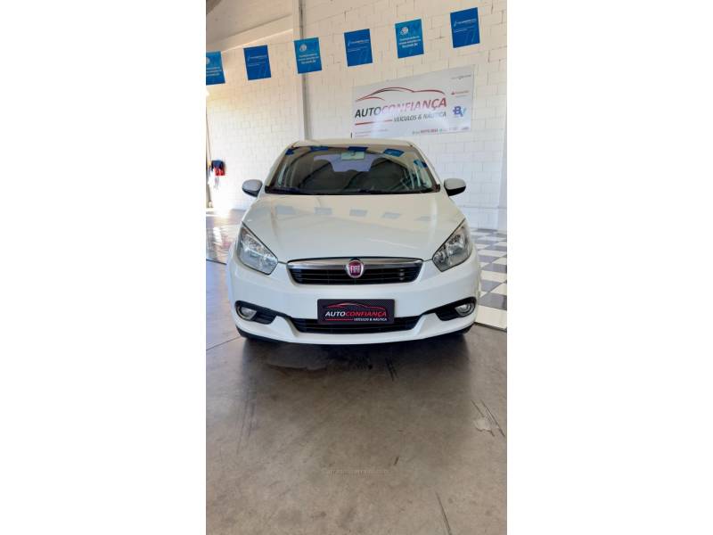 FIAT - GRAND SIENA - 2016/2016 - Branca - R$ 43.900,00
