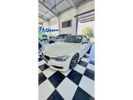 BMW - 320I - 2014/2015 - Branca - R$ 102.900,00