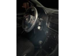 FIAT - STRADA - 2022/2022 - Branca - R$ 79.900,00