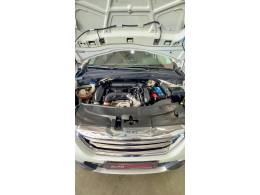 PEUGEOT - 2008 - 2015/2016 - Branca - R$ 59.900,00