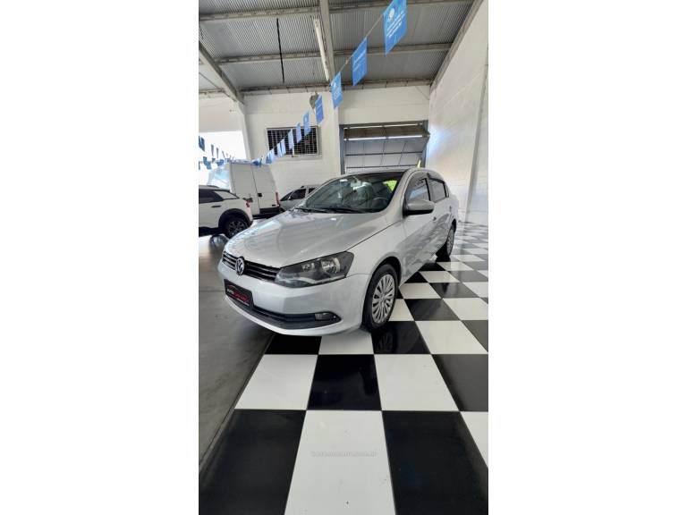 VOLKSWAGEN - VOYAGE - 2013/2013 - Prata - R$ 40.900,00