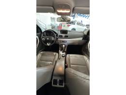 RENAULT - FLUENCE - 2013/2013 - Branca - R$ 49.900,00