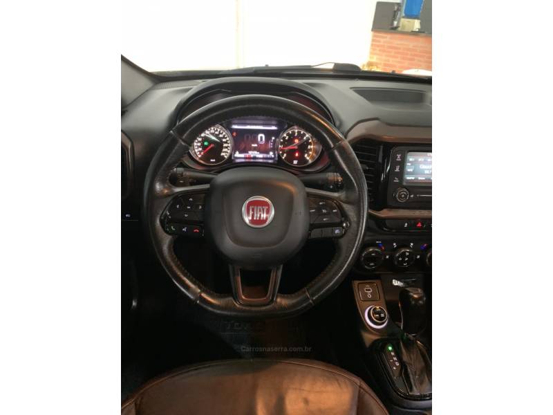 FIAT - TORO - 2018/2019 - Cinza - R$ 115.900,00