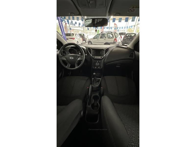 HYUNDAI - HB20 - 2017/2017 - Branca - R$ 53.900,00