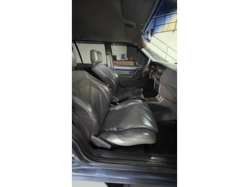 VOLKSWAGEN - SANTANA - 1997/1997 - Azul - R$ 28.900,00