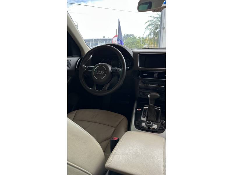 AUDI - Q5 - 2014/2014 - Branca - R$ 102.900,00