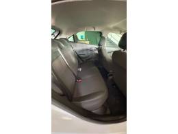 CHEVROLET - ONIX - 2019/2019 - Branca - R$ 64.900,00