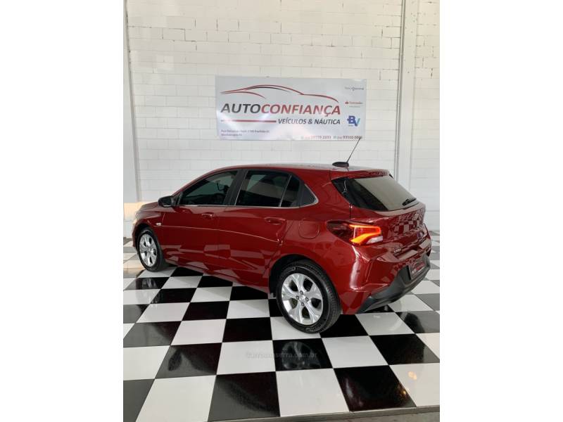 CHEVROLET - ONIX - 2020/2020 - Vermelha - R$ 78.900,00